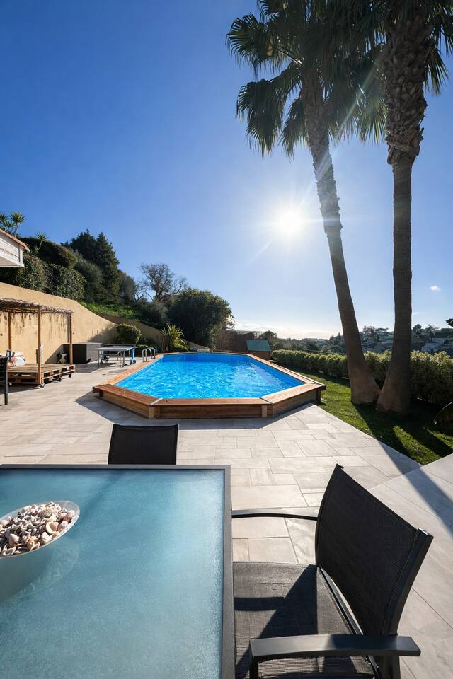 Villa avec piscine sur les collines de Bellet, Nice