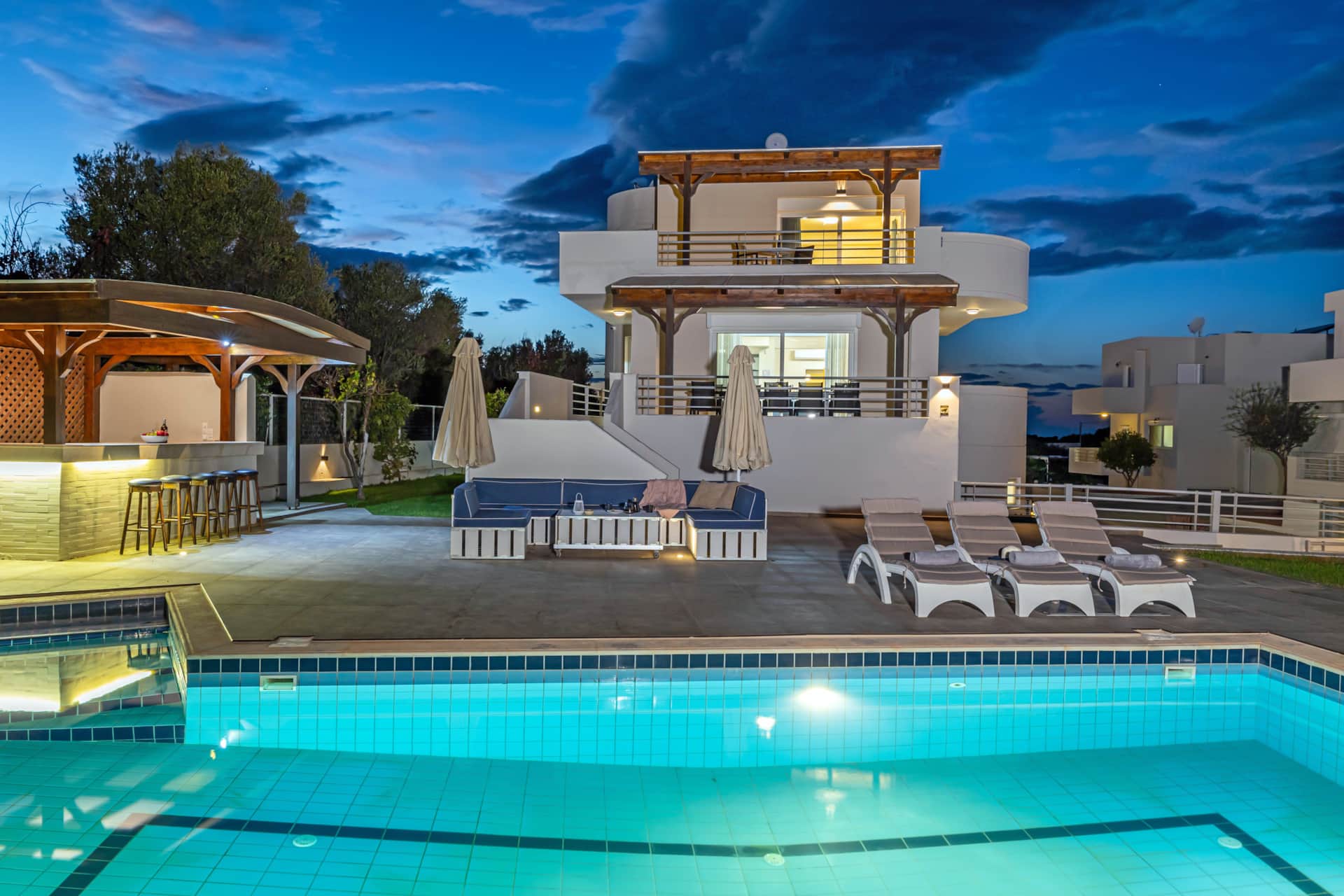 Spacious 5-bedroom villa near Milatos and Sissi, Crete