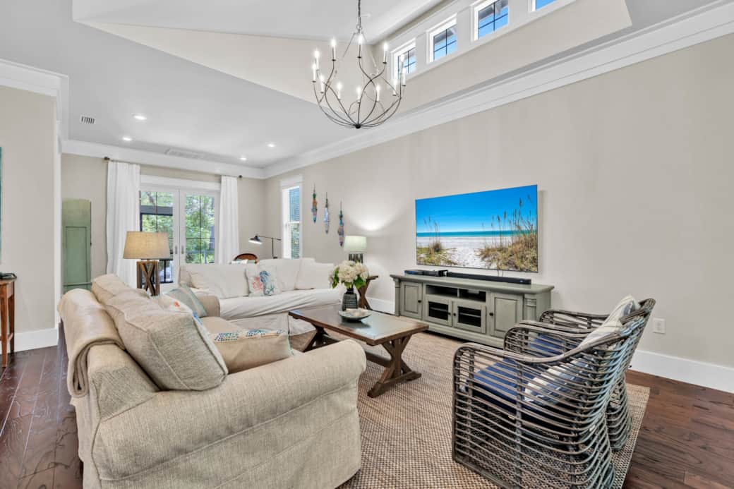 Spacious Living Room