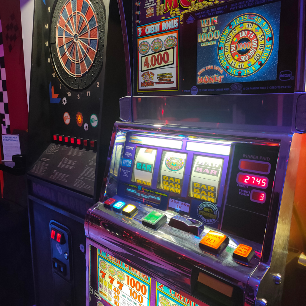 Flechettes et machine à sous