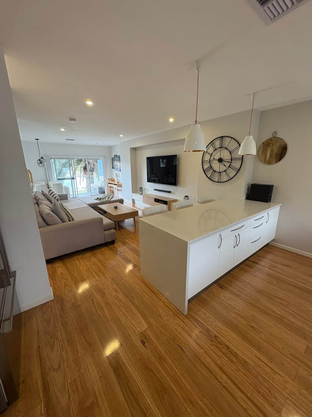 Spacious Living Room