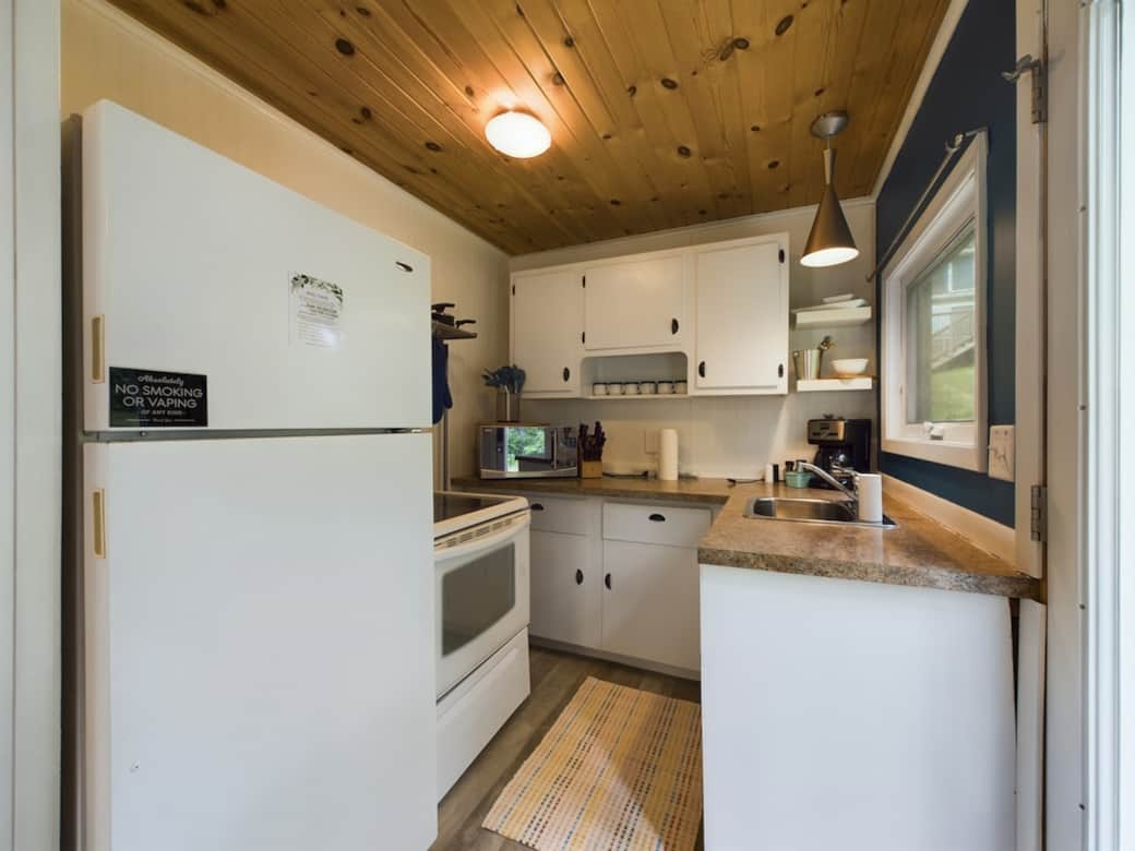 Fully furnished kitchen