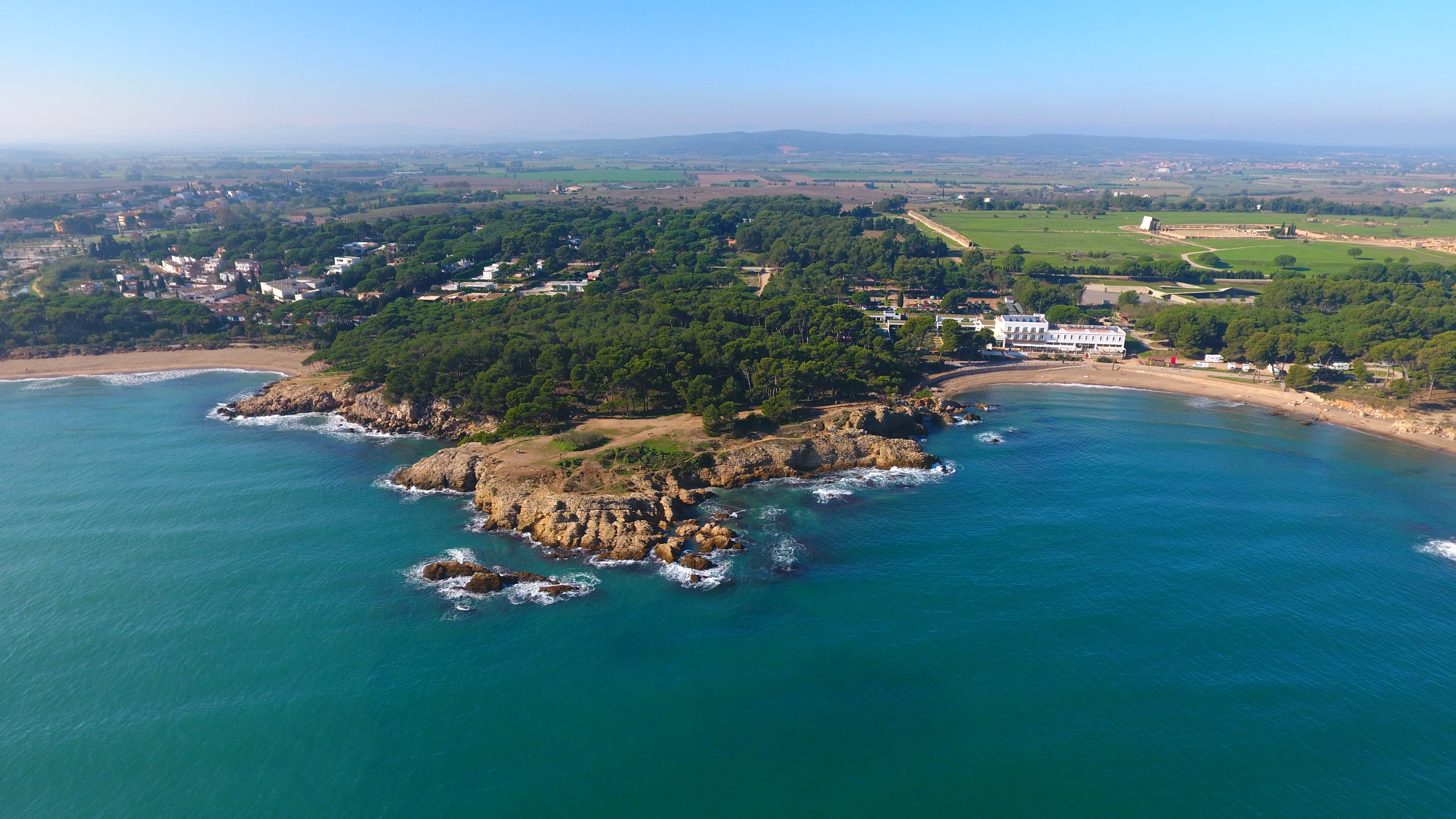 beach-escala-sant-marti-empuries-villas-coll-apartments-costa-brava