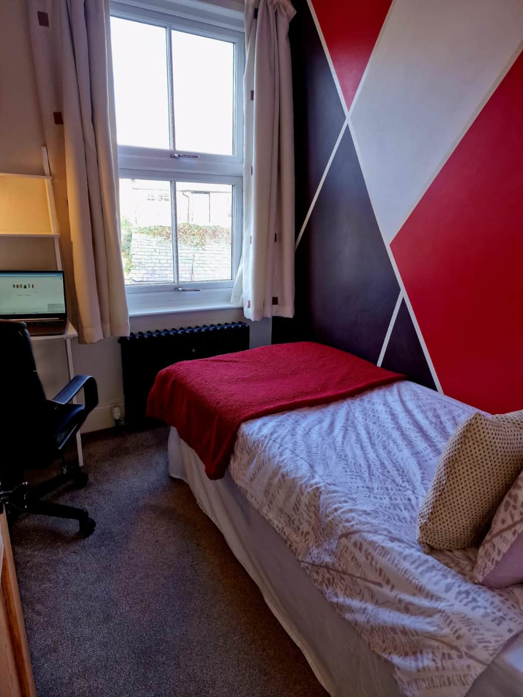 Single Bedroom Single Bedroom