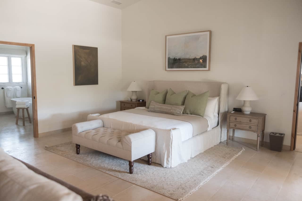 Rhone Suite