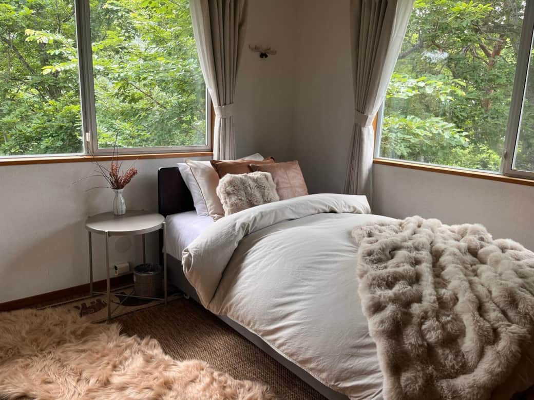 Bed 2