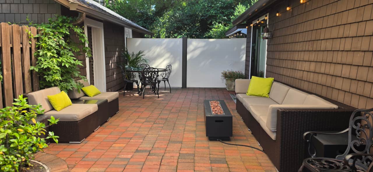 Private Courtyard