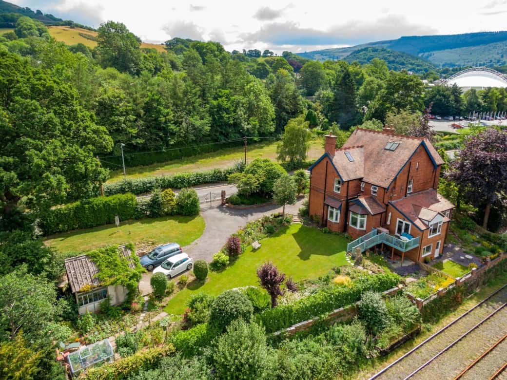 Aerial View of Lyndonhurst