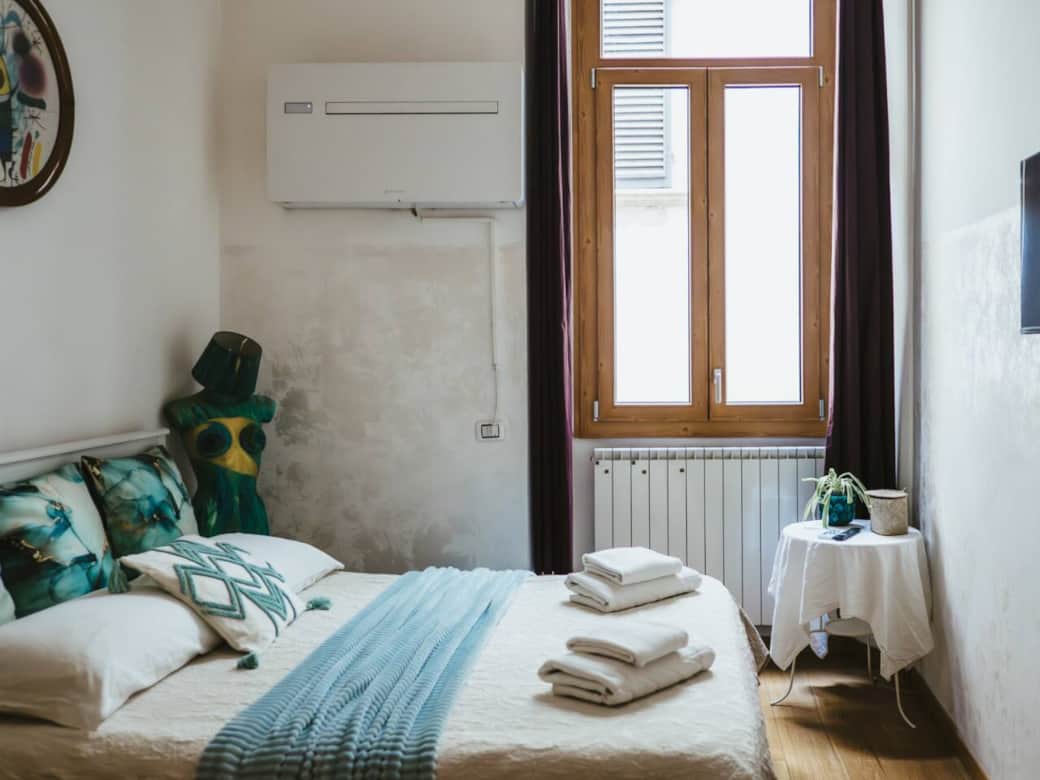 Camera quadrupla con letto matrimoniale e divano letto matrimoniale Camera quadrupla con letto matrimoniale e divano letto matrimoniale