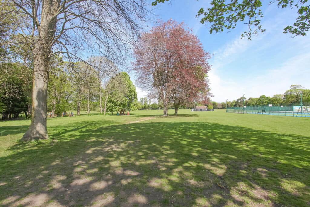 The Bull Croft - Situated in the centre of Wallingford, the Bullcroft is a large park