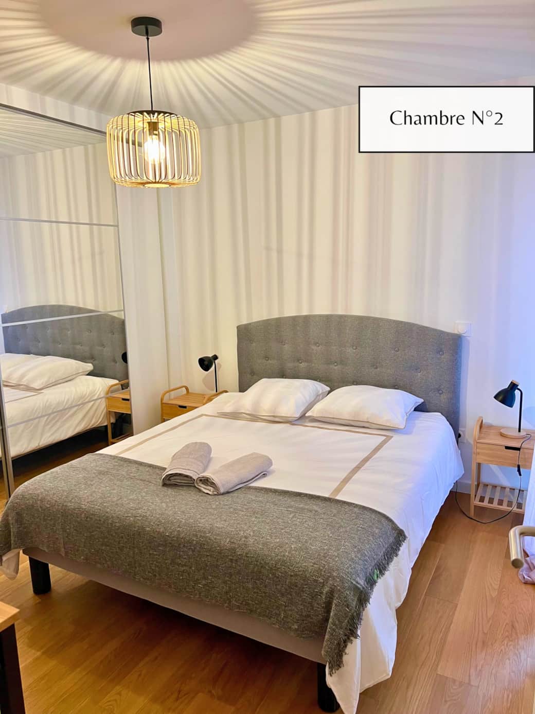 Chambre N°2 (2) Chambre N°2 (2)