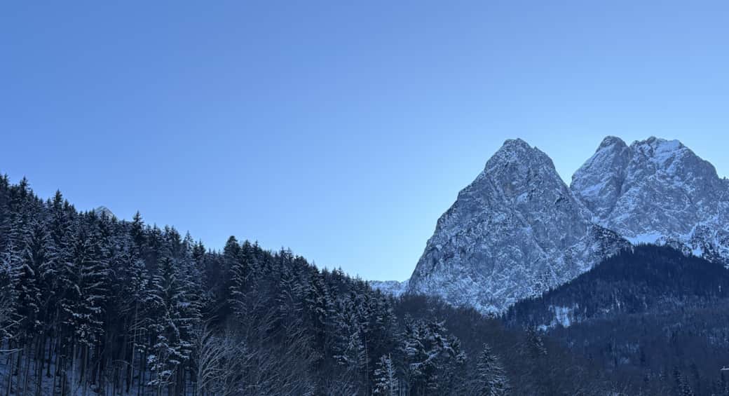 Waxensteine_Alpspitze_breites Format_Winter 2025