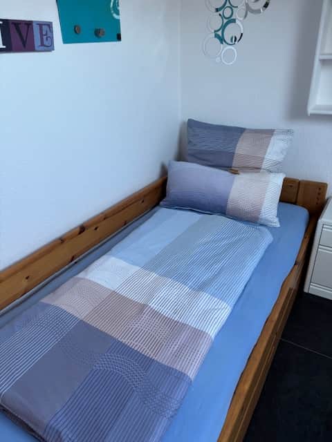 Neckarschleife 2. Schlafzimmer