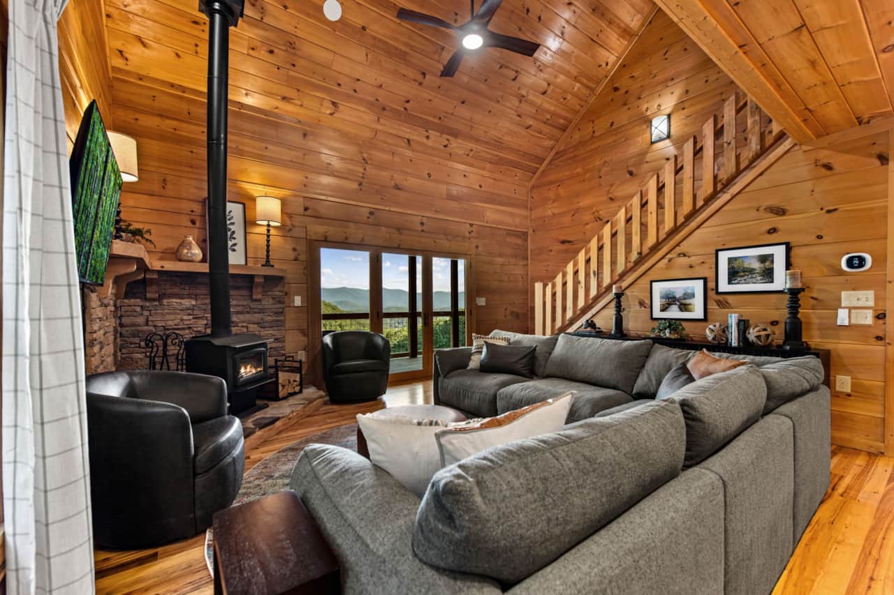 Enjoy the long range views while relaxing togehter or stream your favorite shows on Roku Smart TV