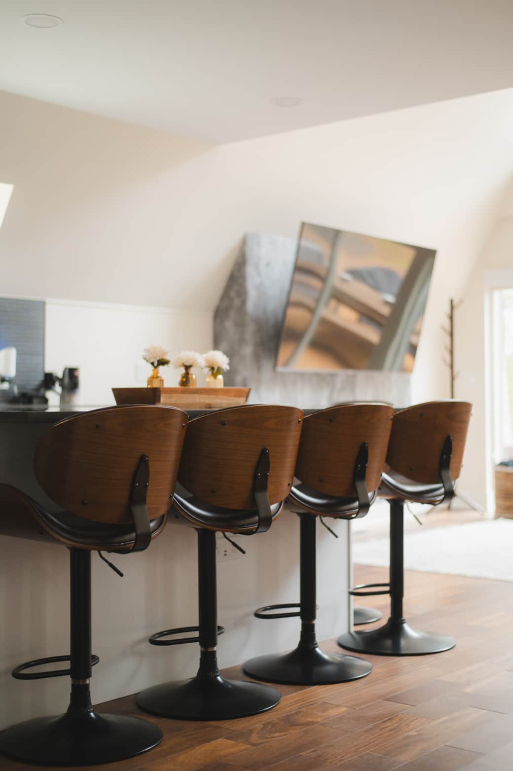Kitchen seating 