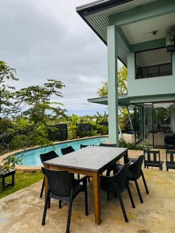 Outdoor Dining Area Outdoor Dining Area