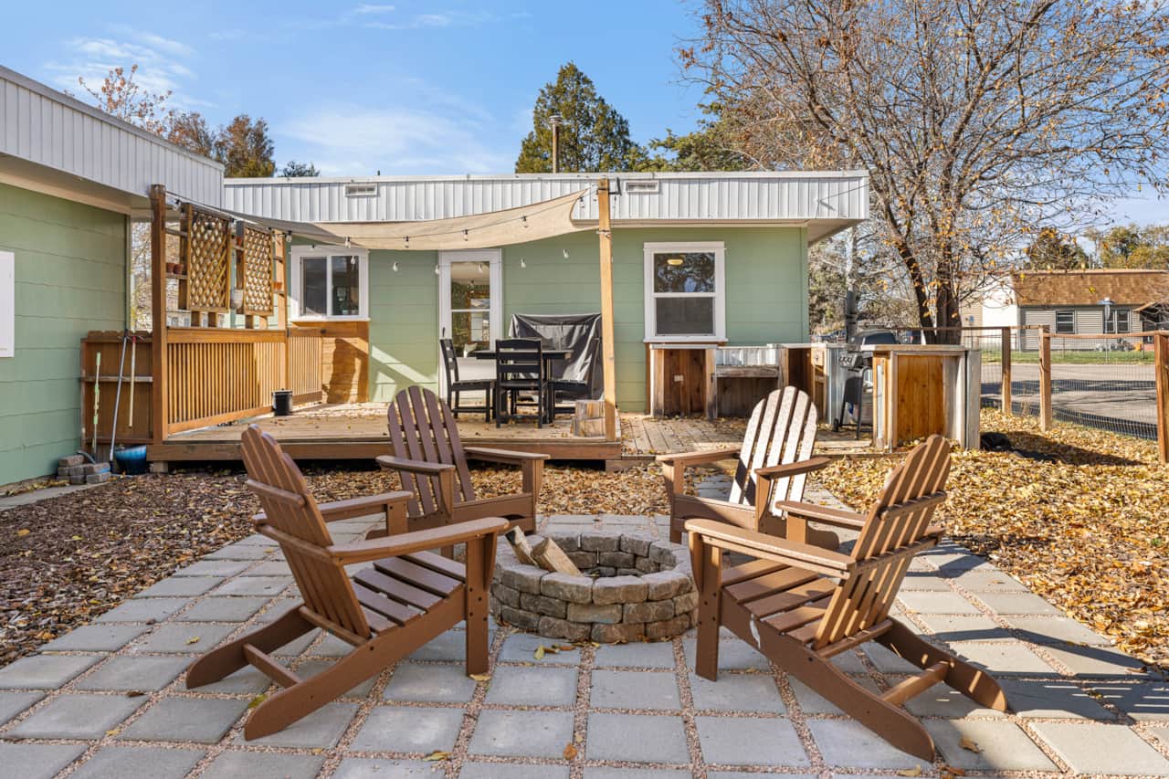 Backyard Bliss: Gather around the fire pit for unforgettable evenings under the stars!