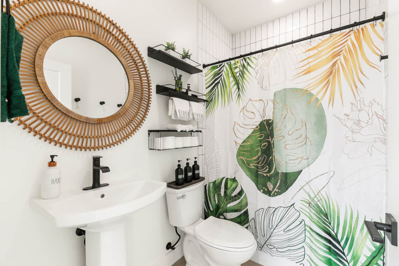 Healthy Home Colorado Springs | Enjoy all organic, paraben free, non-toxic cleaner soaps & products