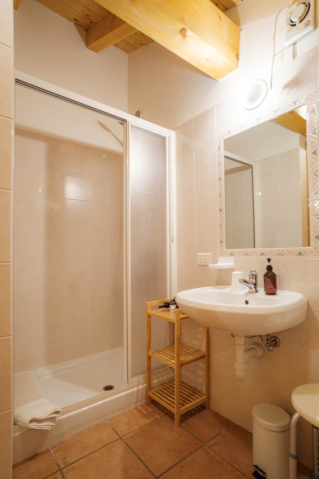 Apartment 3 : Badezimmer 