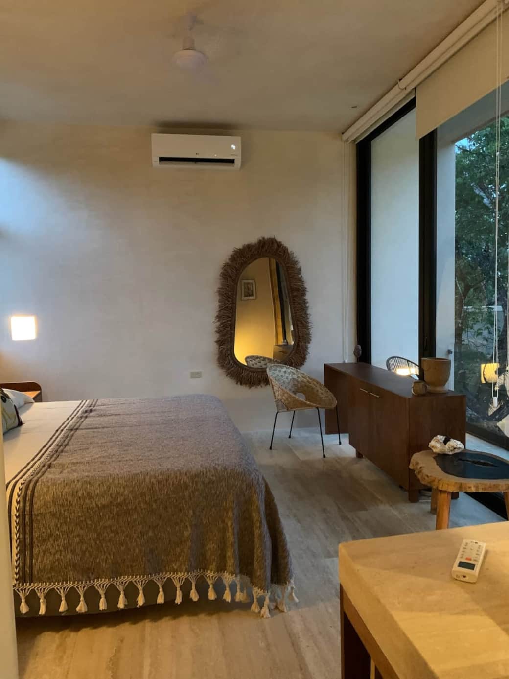 Inside de Arriba