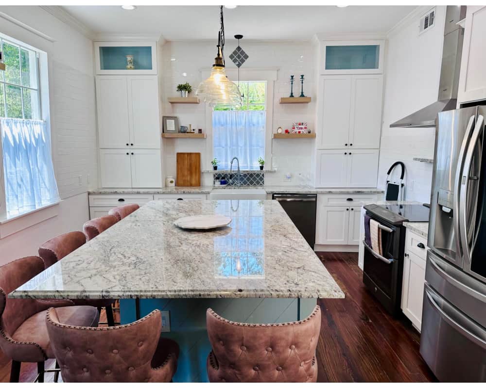 Large Kitchen!