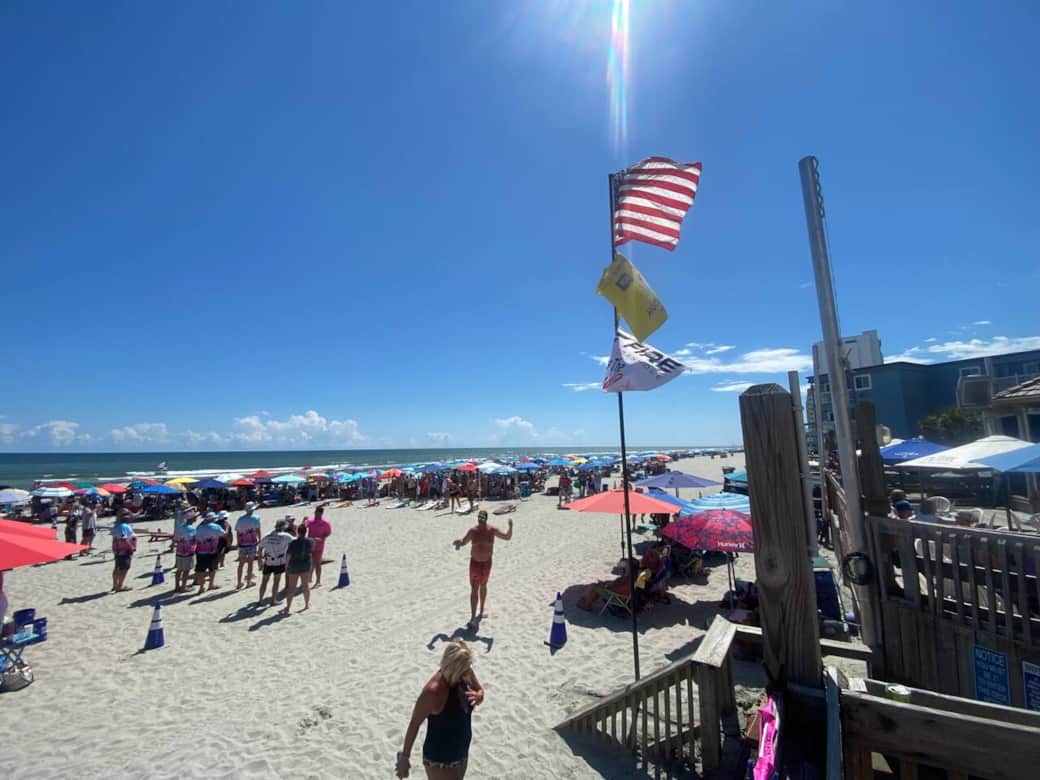 Lively beach activities 