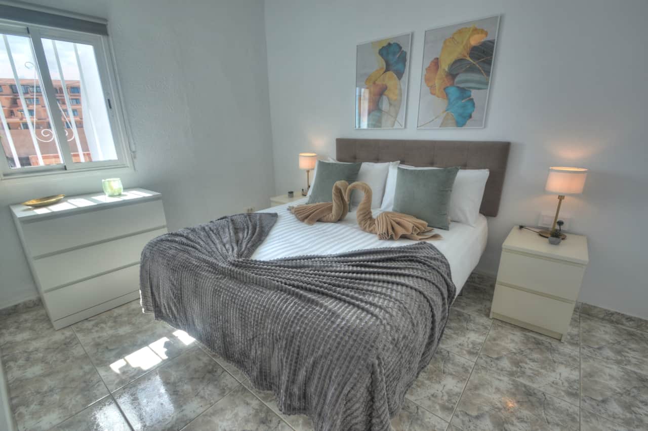 Camera da letto con letto matrimoniale
