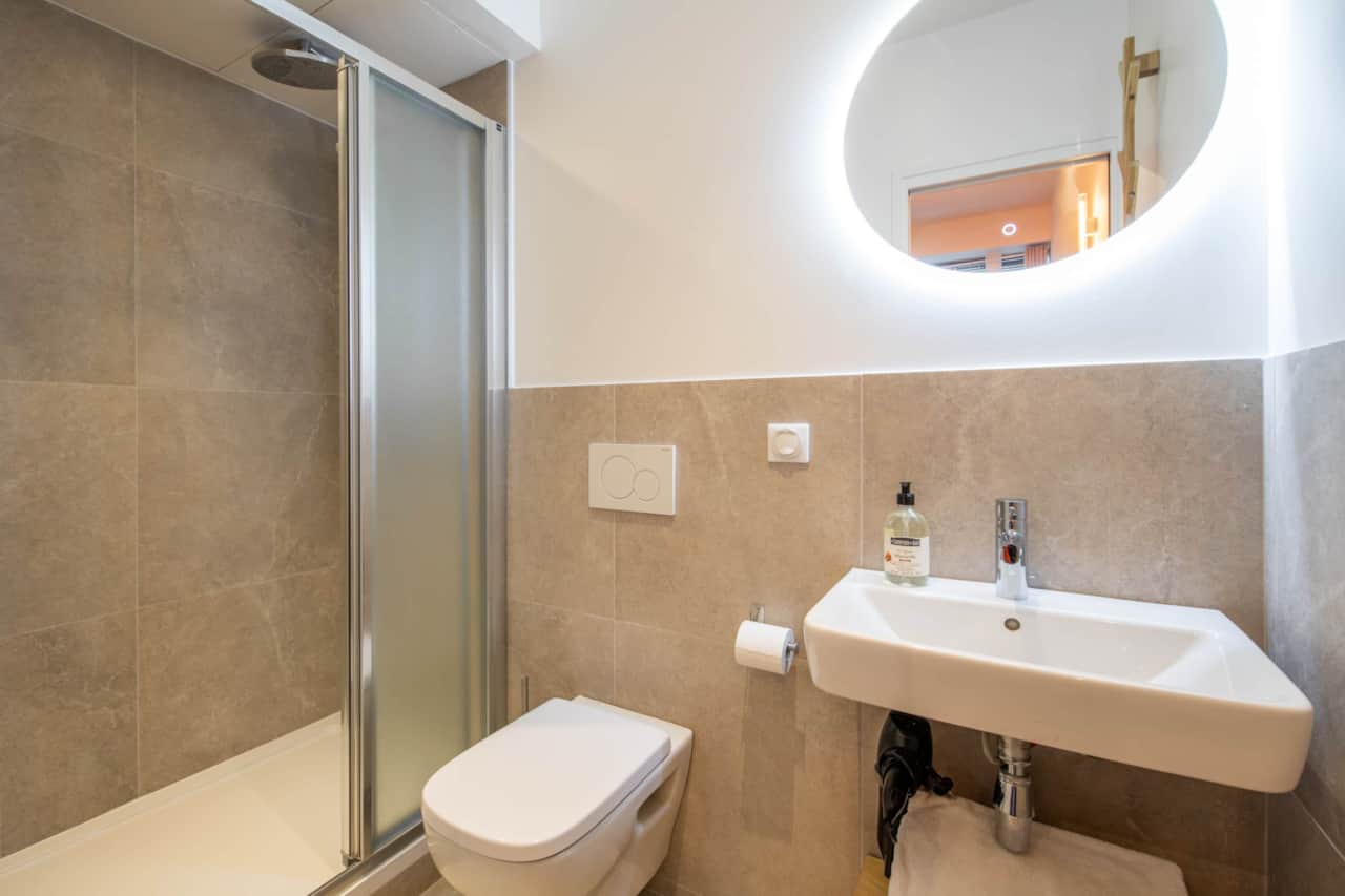 Salle de bain chambre 2