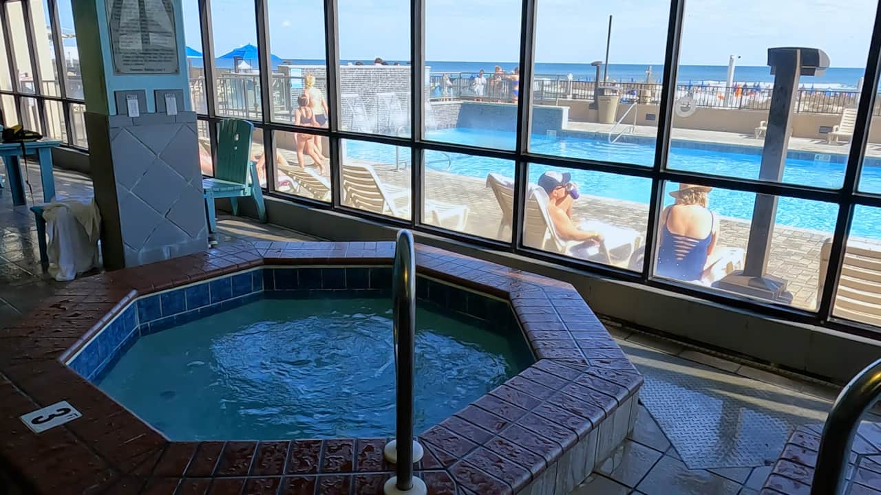 Phoenix X Resort Beachfront Indoor Hot Tub