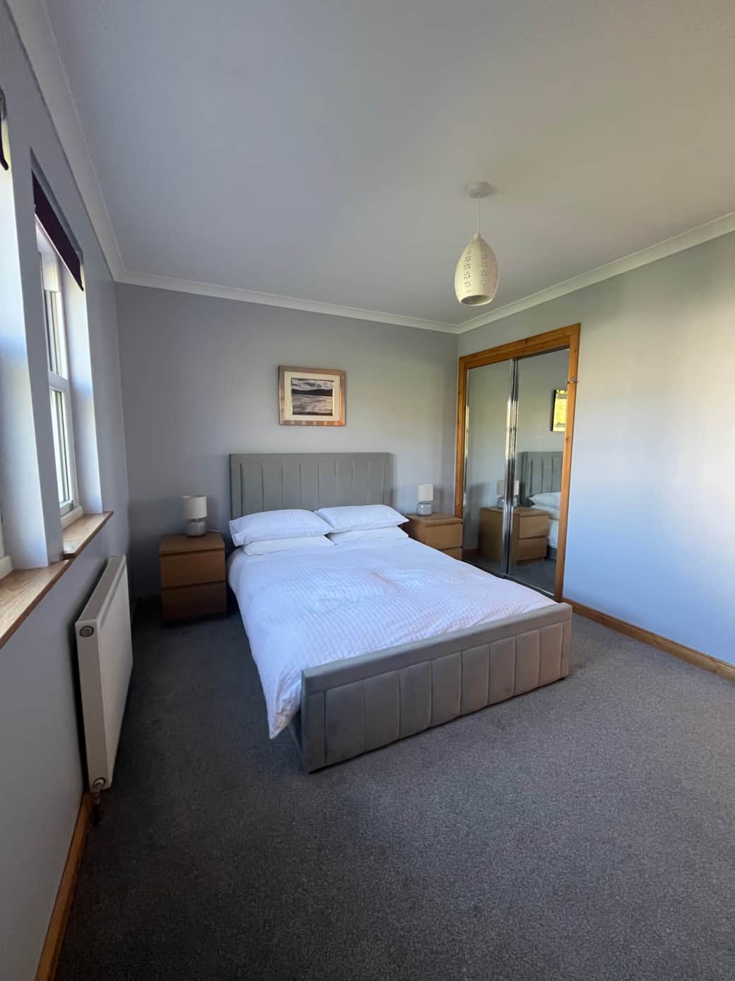 Middle bedroom