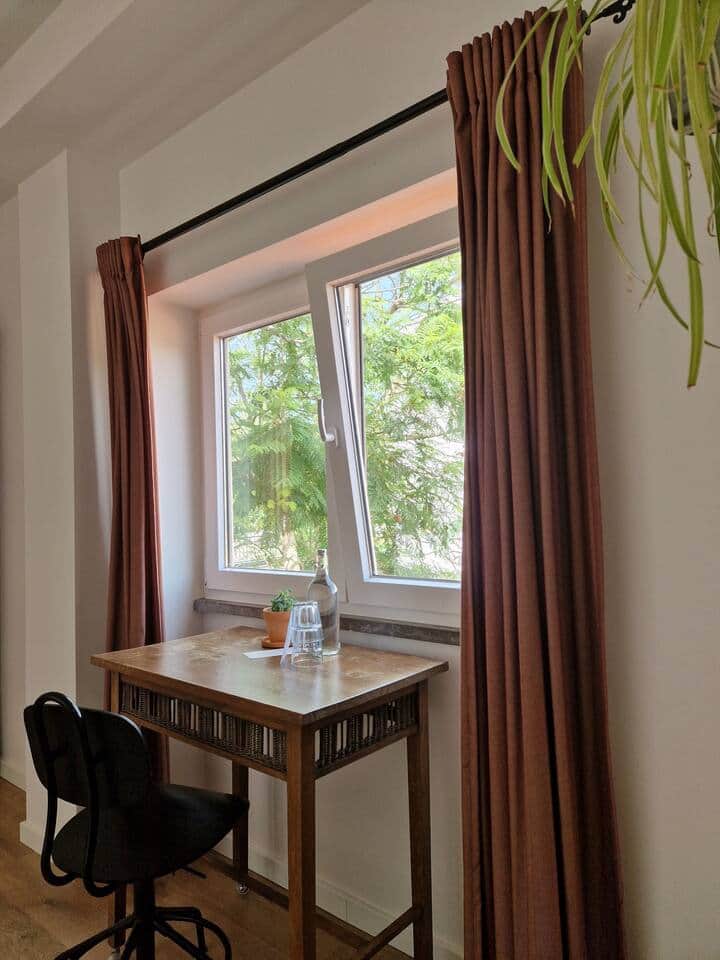 Barefoot Guesthouse Ericeira Spacious Valley room with desk and green view Barefoot Guesthouse Ericeira Spacious Valley room with desk and green view