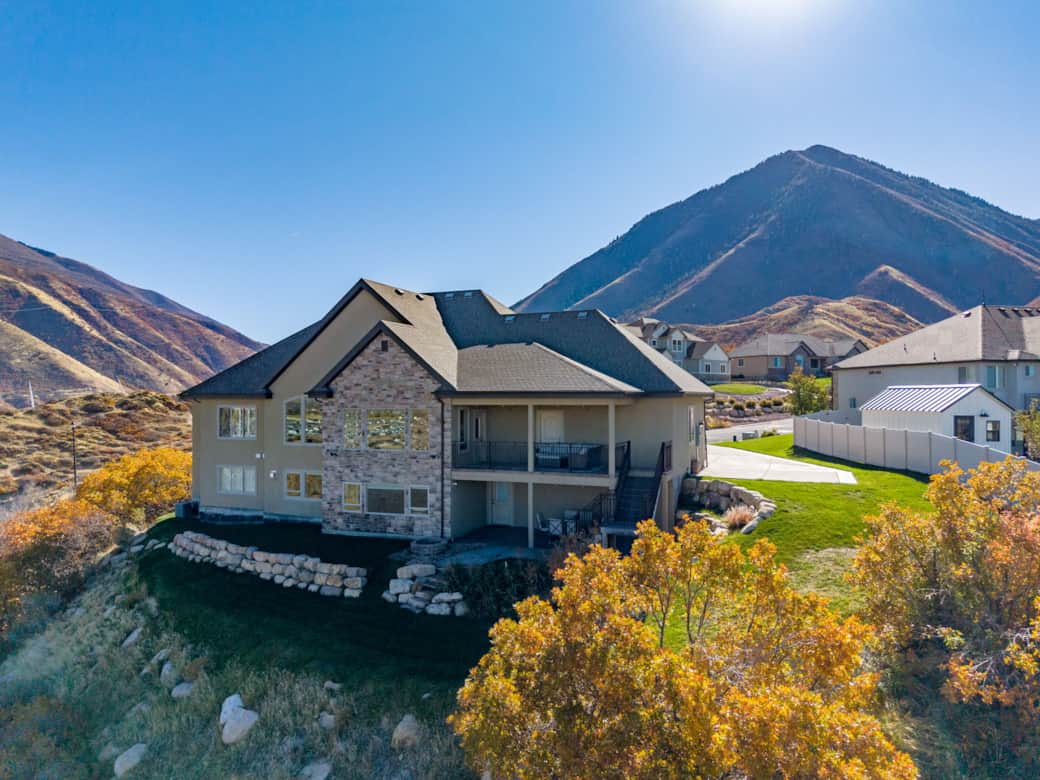 Mountain and Valley Views + 2 Outdoor Seating Areas