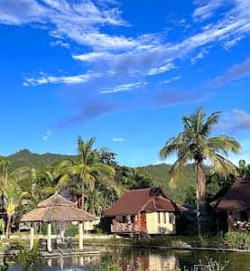 Pairadise Resort Pai Thailand Lake 02
