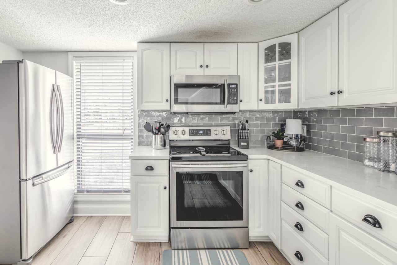 Spacious kitchen fully stocked with everything you will need!