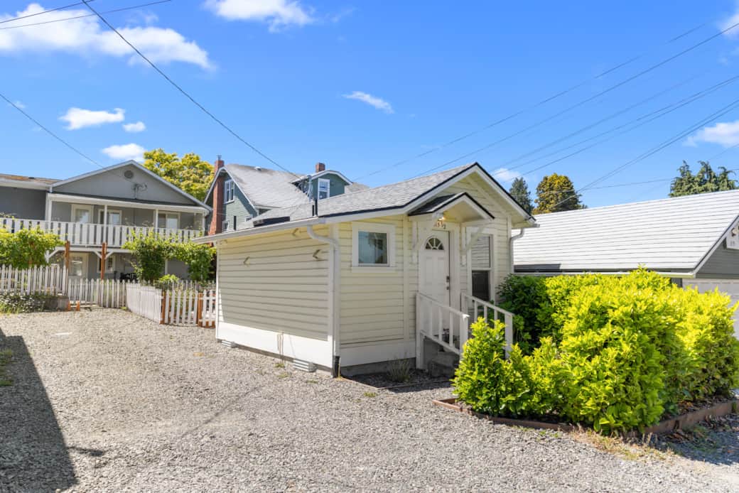Cherry Hill Bungalow1