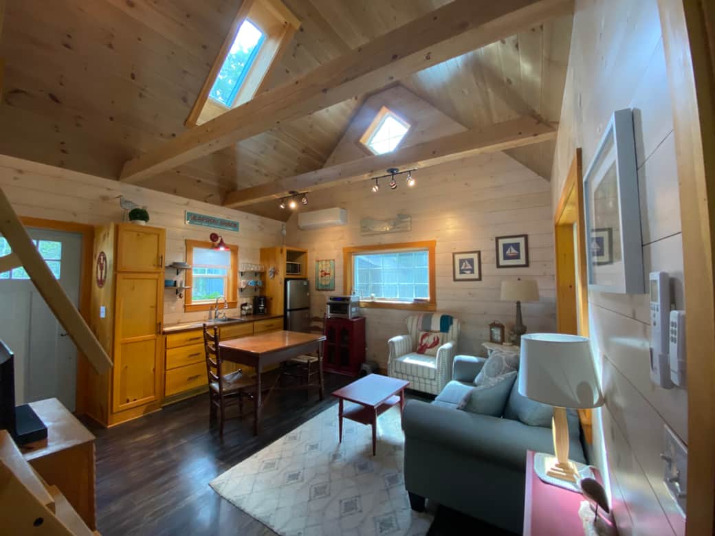 Living Area/Kitchen 