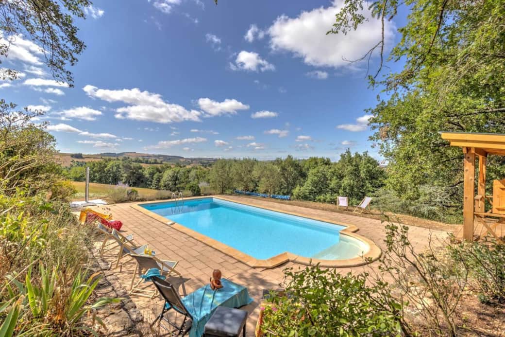 Swimming pool and pool house Swimming pool and pool house