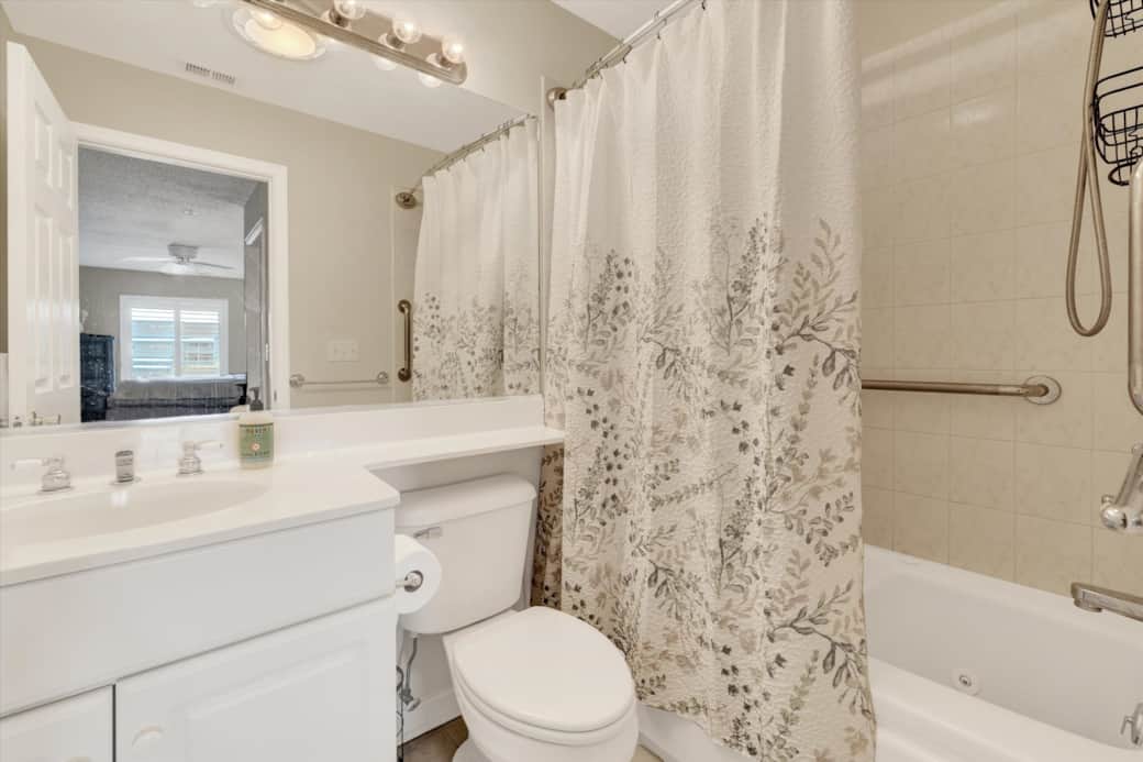 Primary bath