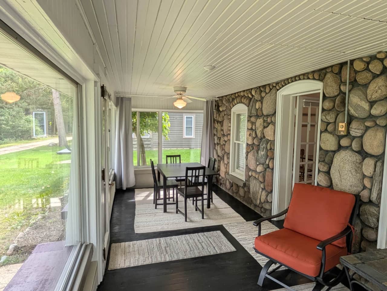 Captain's Quarters - Sunroom