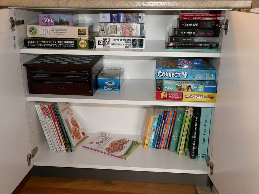 Passe-temps (jeux, casse-têtes, livres)