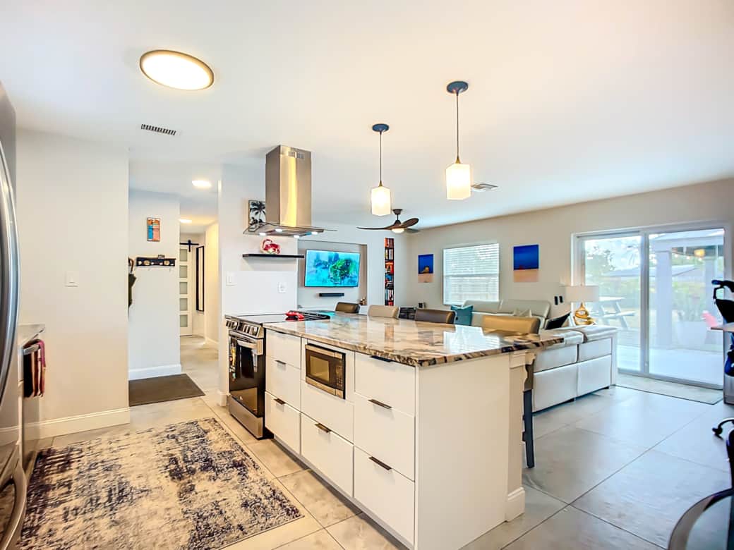 Open floor plan with plenty room to cook and entertain Open floor plan with plenty room to cook and entertain