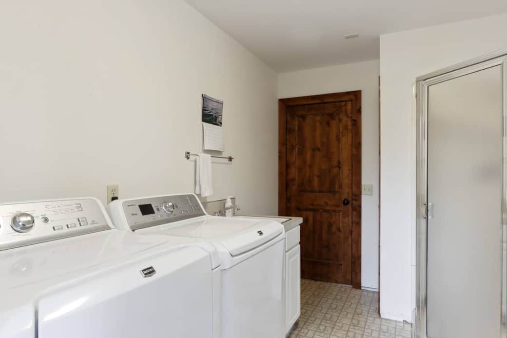 Laundry room with 5th shower.