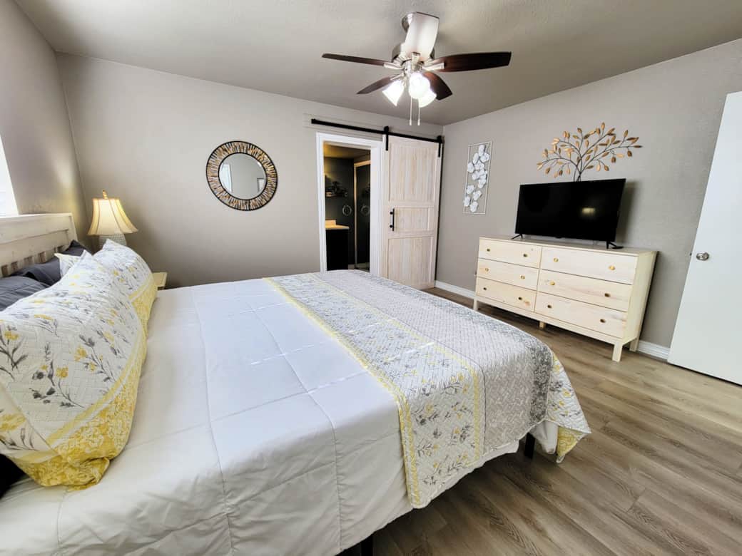 Master king bedroom with private bathroom.