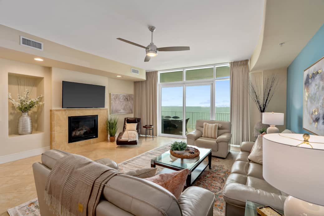 Living room - Fireplace and 70" HDTV