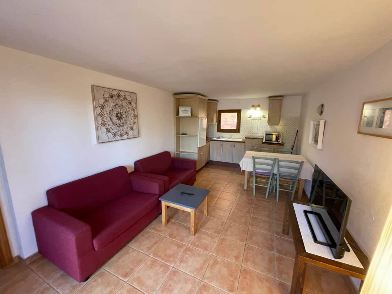 Living room 3