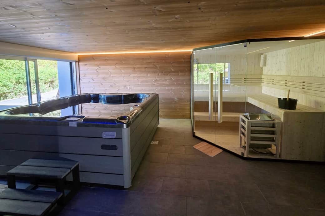 Espace Spa privatif avec Jacuzzi et Sauna