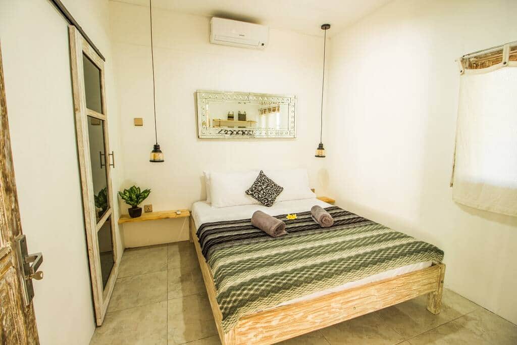 West Bedroom - Homey, Stylish & SimpleBedroom Size = 2,5x3m