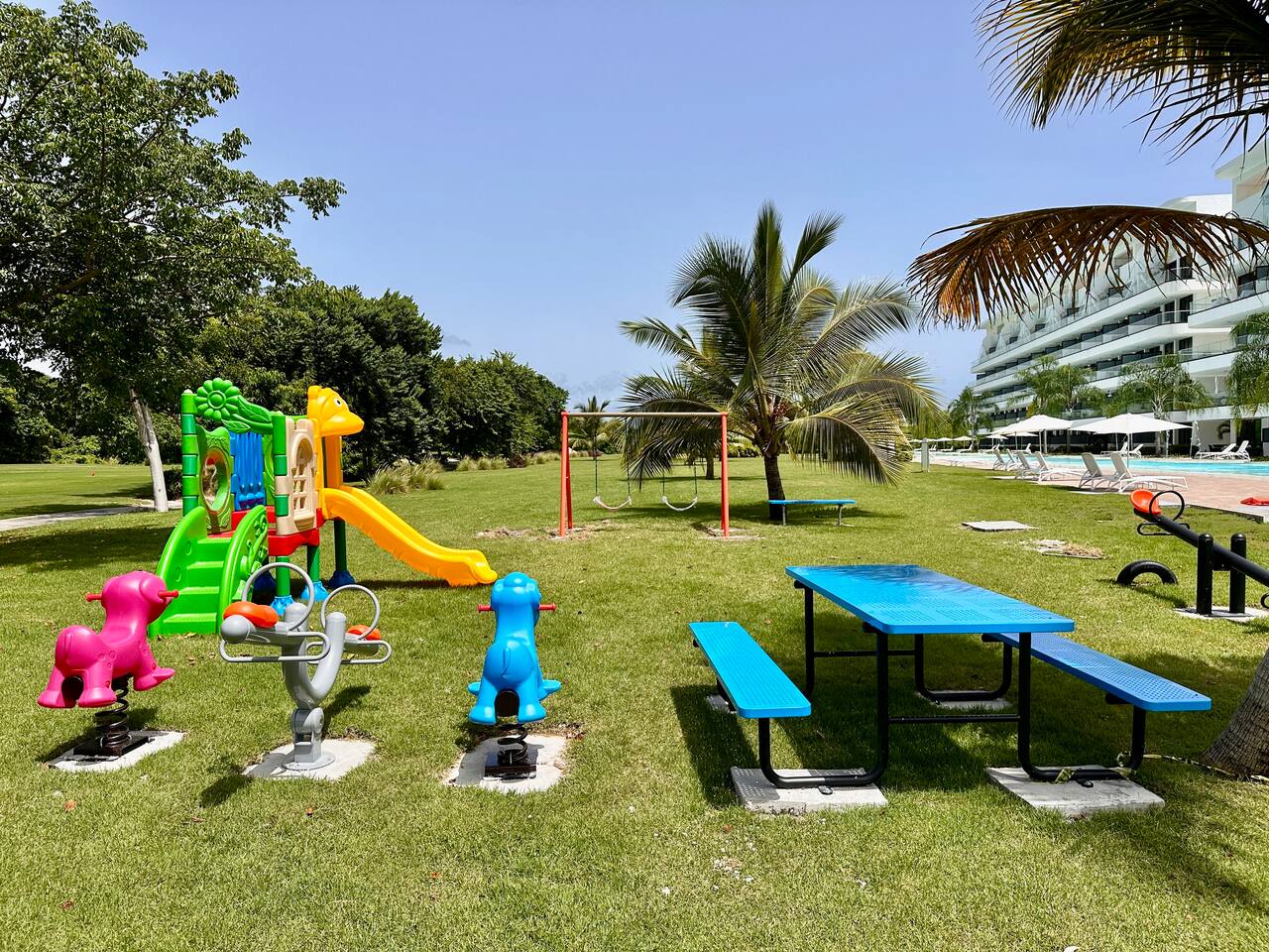 Golf & Pool view condo, Cana Rock Star, Cana Bay photo 4