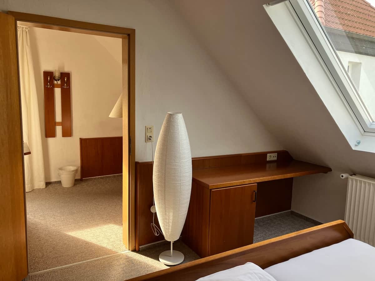 helles 2-Zimmer-Appartement mit Schreibtisch, schnellem W-Lan