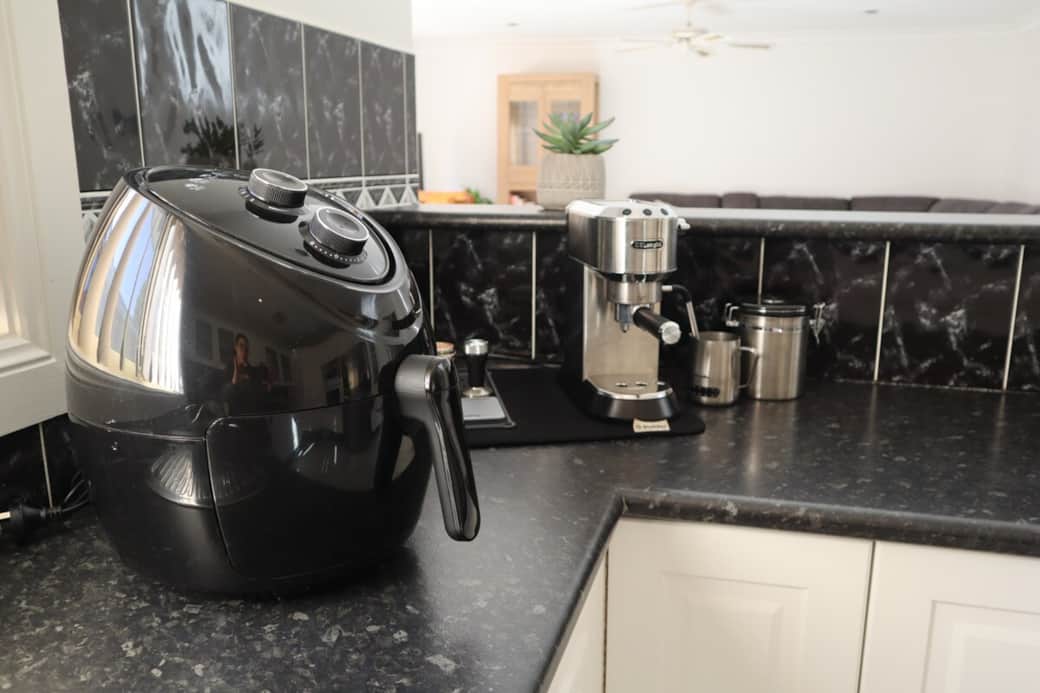 With air fryer, coffee machine, rice maker, toaster, sandwich press and kettle.